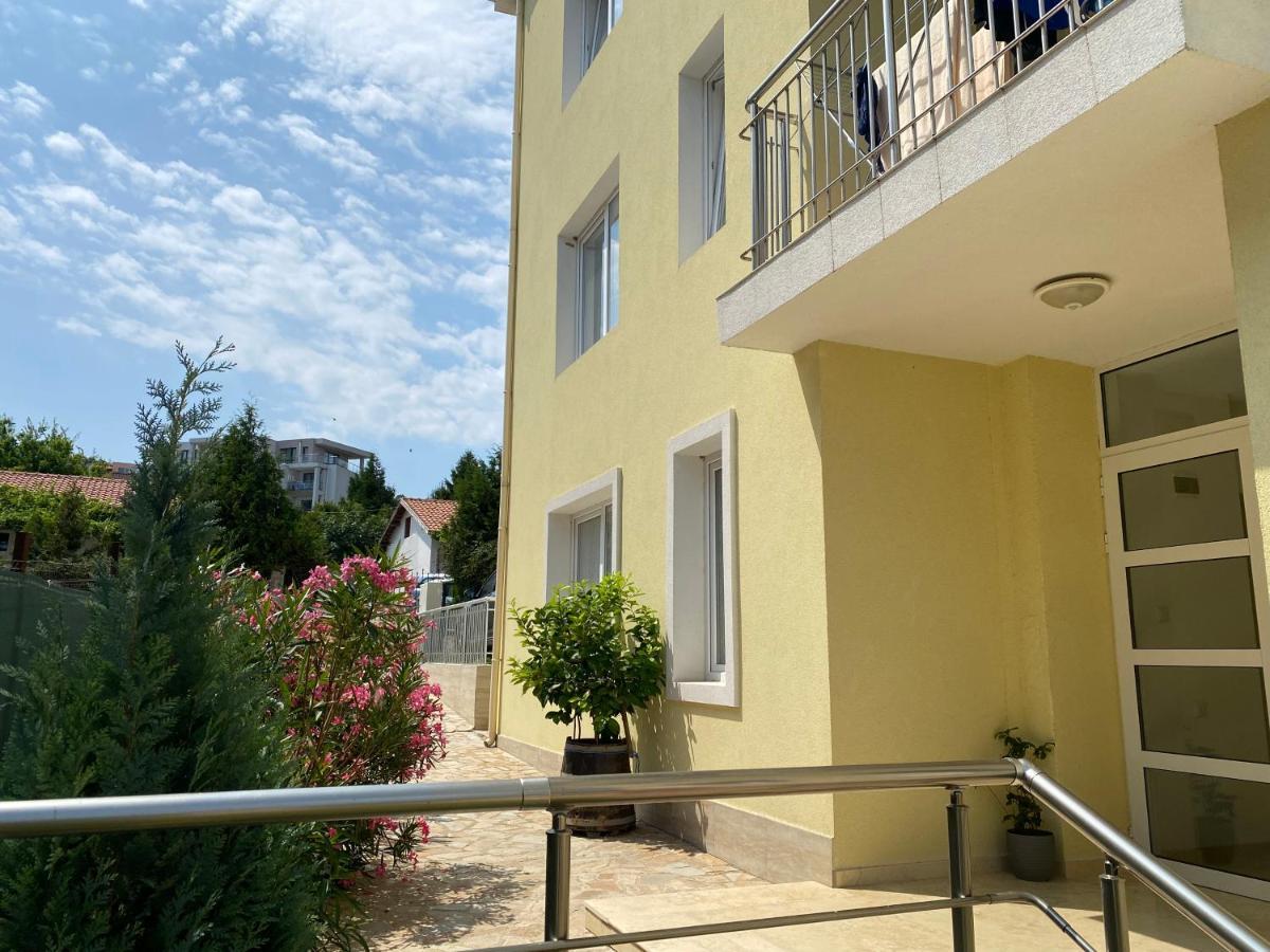 Byala Friendy Sea Apartaments 外观 照片